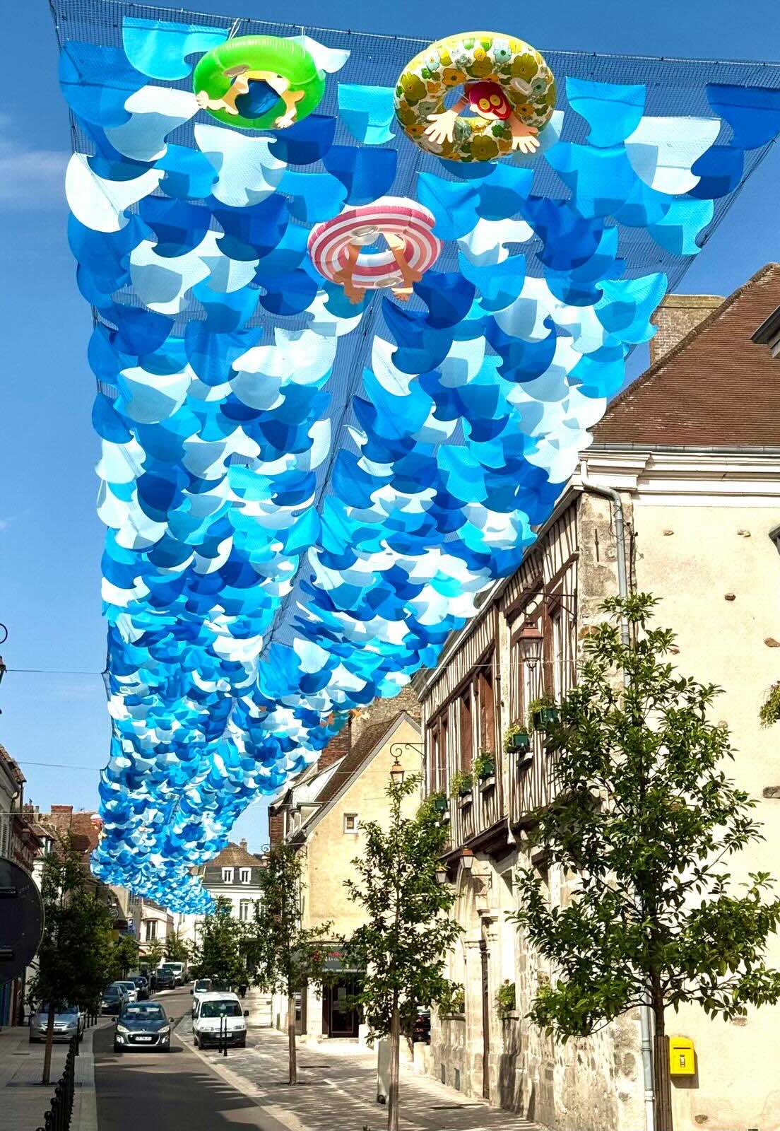 Frankreich-Dekoration-Einkaufsstraße-Stadt