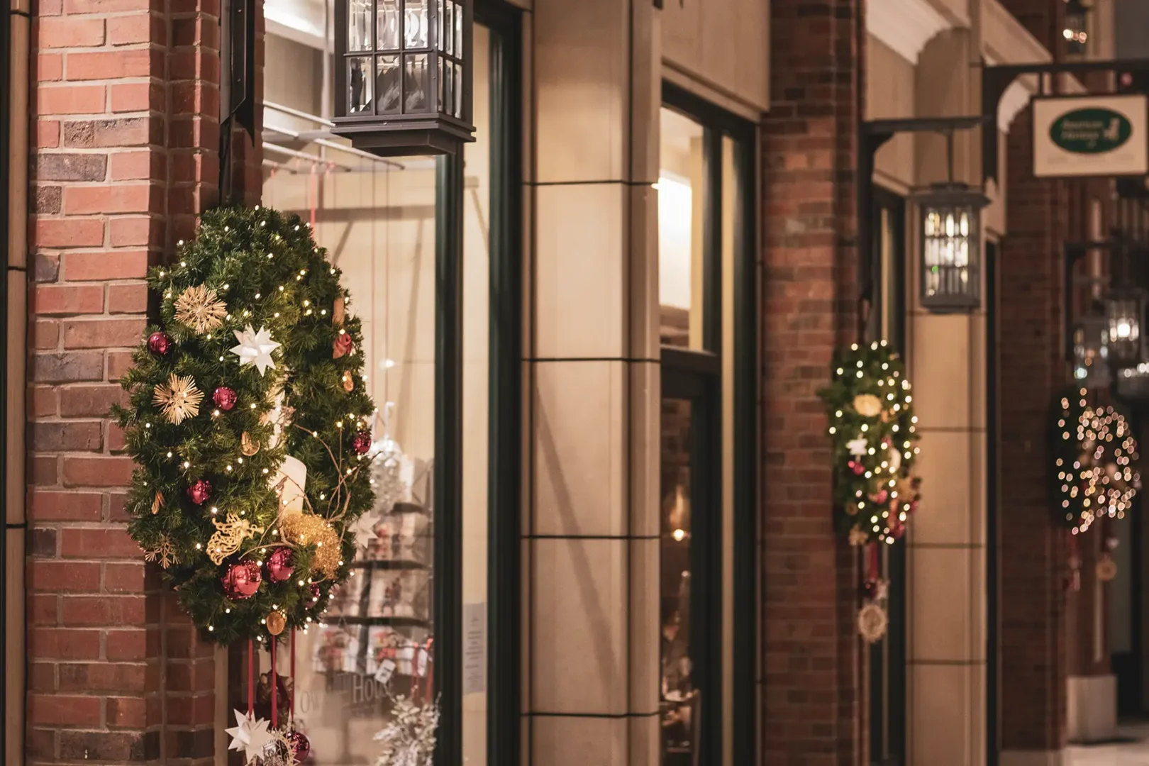 weihnachtsbeleuchtung für Einkaufszentrum Levantehaus in Hamburg