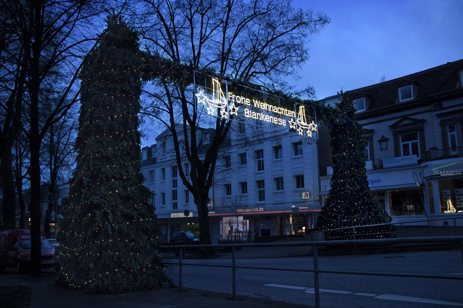 professionelle weihnachtsbeleuchtung