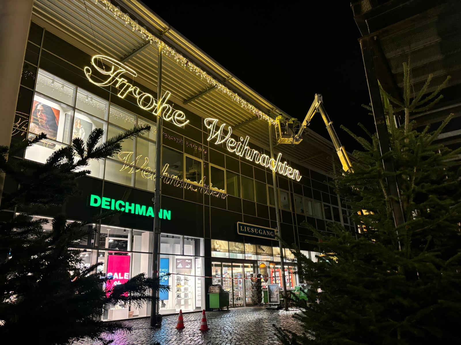 Weihnachtsdeko für Einkaufszentrum Rendsburg